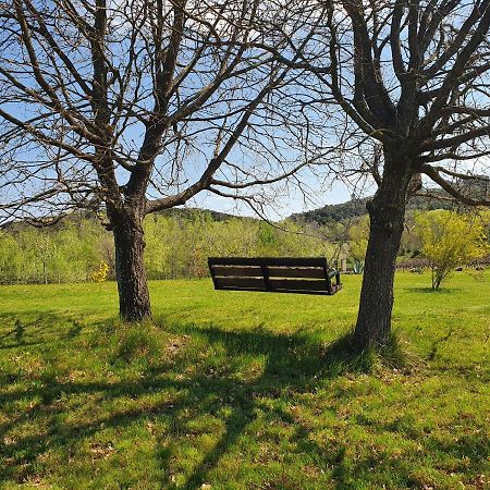 Mas Des Gardies Saint-Julien-de-Peyrolas ภายนอก รูปภาพ